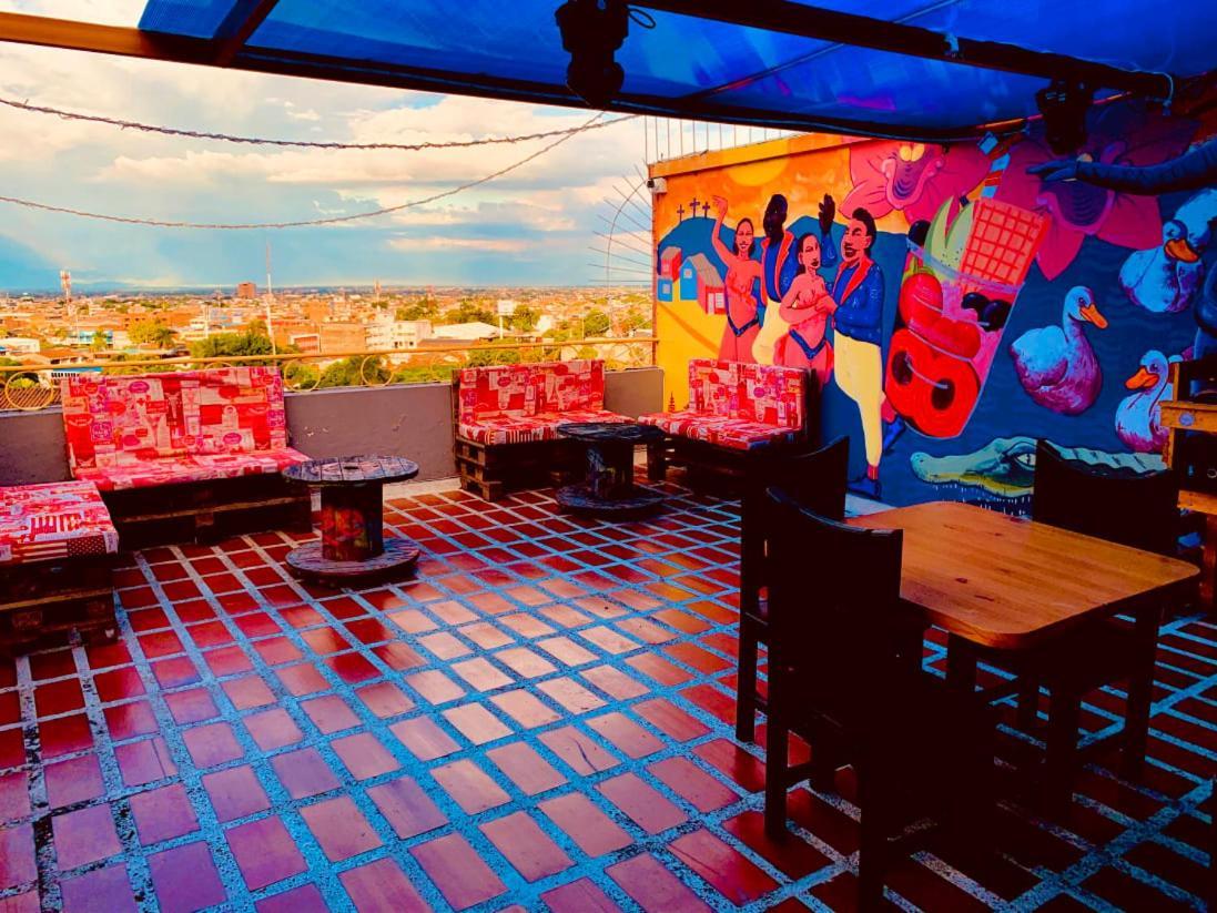 La Clave Hostel & Rooftop Cali Exterior foto